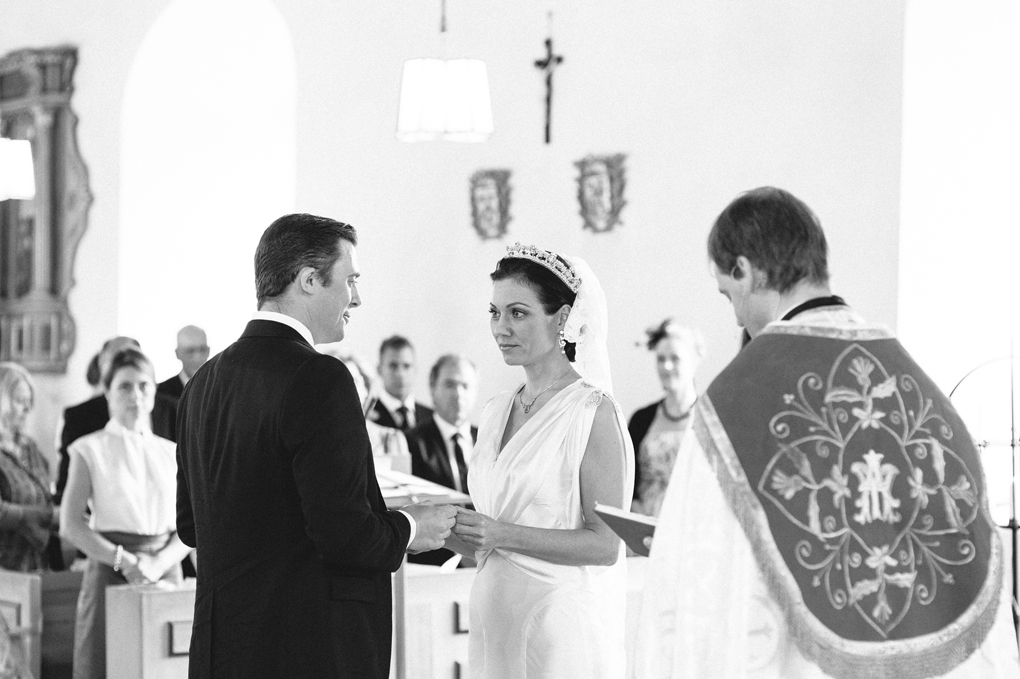 bröllop trollhättan hjärtums kyrka vigsel ring