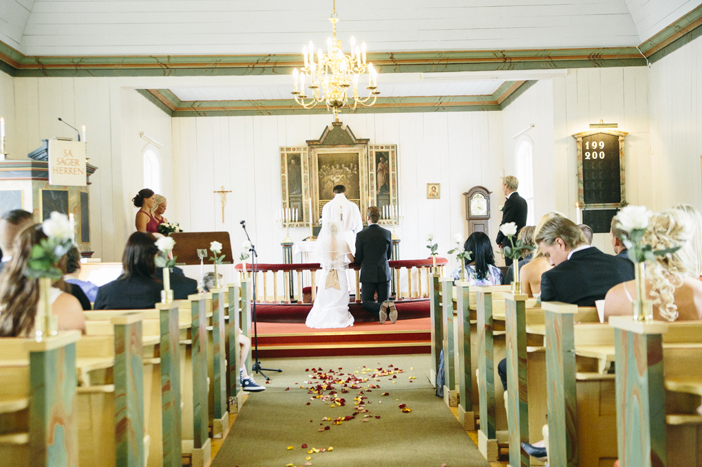 bröllop kinna svenasjö kapell